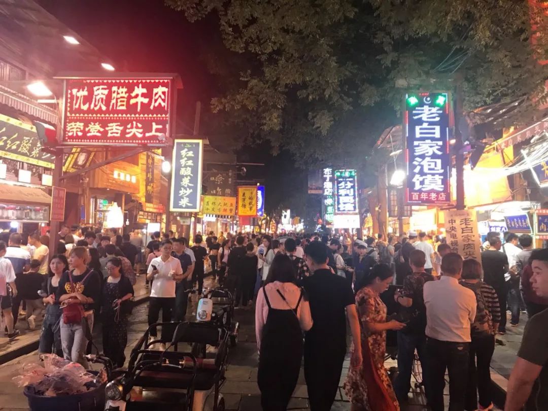 大唐国际有什么好吃的_大唐国际美食攻略路线_大唐美食城